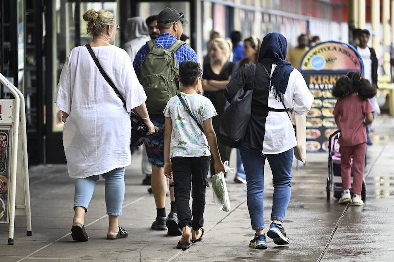 Foreign-language population in Uusimaa projected to double by 2045