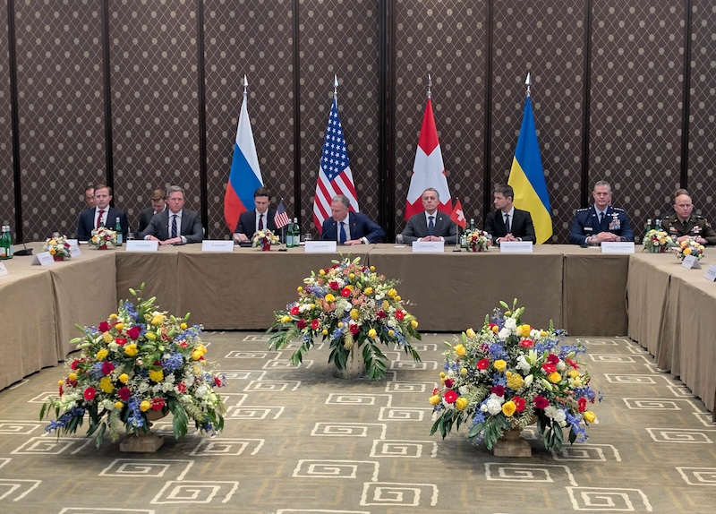 Missile strikes shadow Russia-Ukraine talks in Geneva