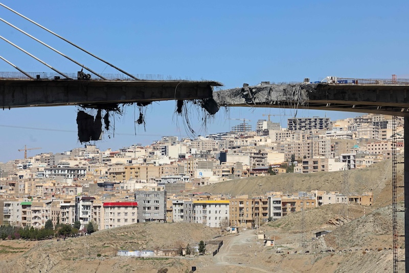 US-Israeli strikes damage Tehran vaccine maker and bridges