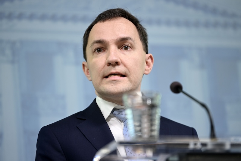 Government plans social welfare cuts and higher elderly care fees
