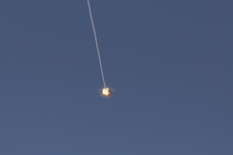 Iran and Israel exchange strikes after Beirut atta